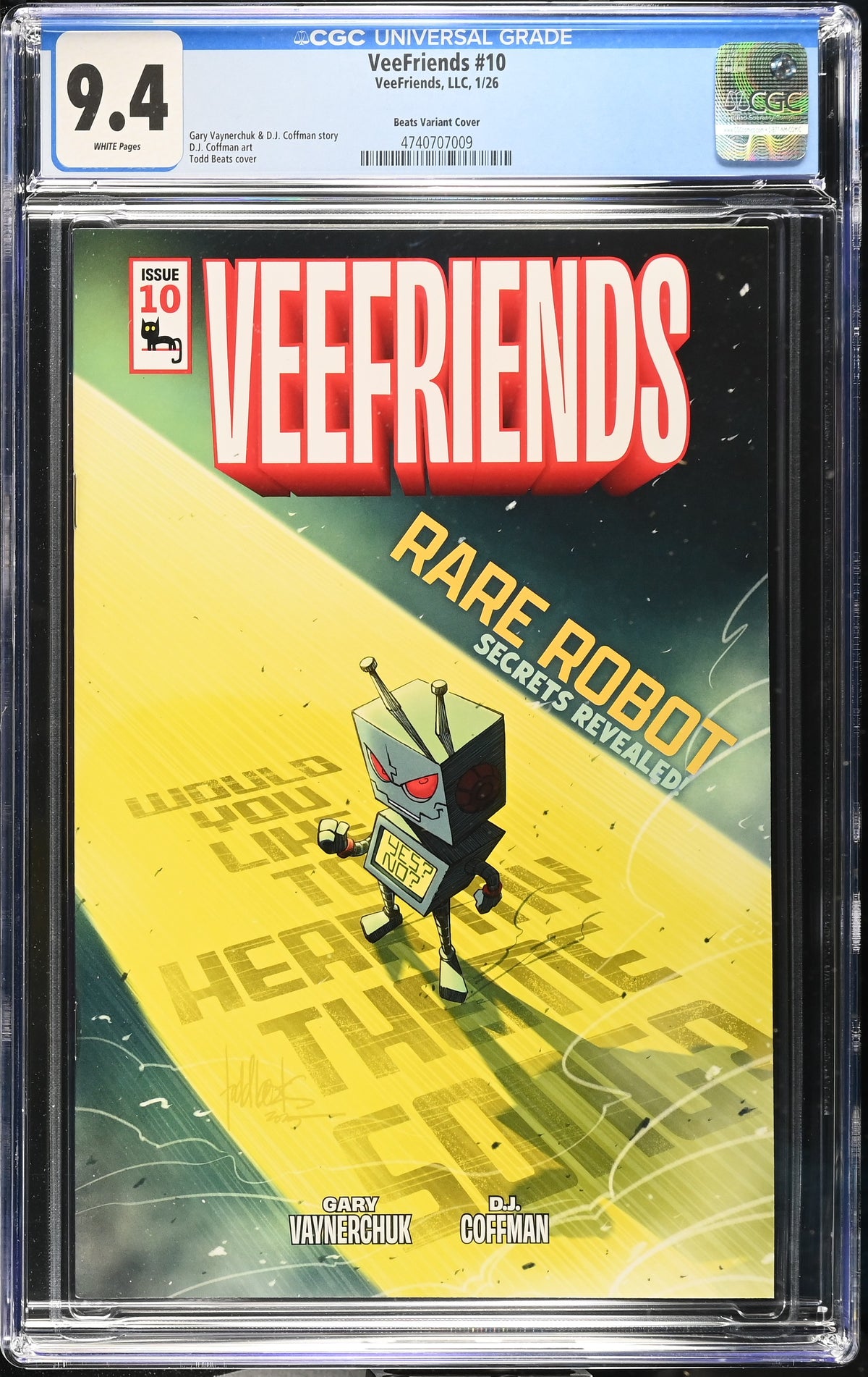 Front of VeeFriends Issue #10: Rare Robot, CGC 9.4, certification 4740707009